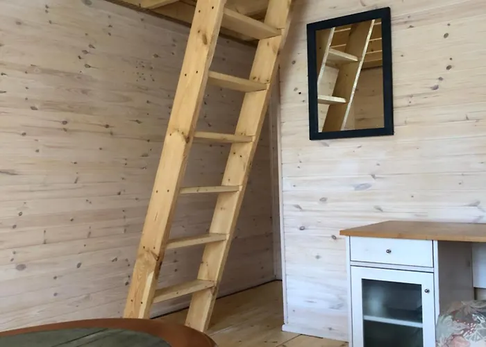 Kemping Maennimarise Yarve-Keskranna